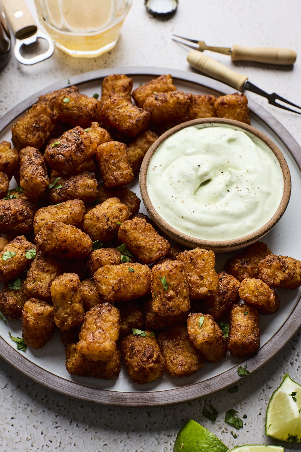 Seasoned Tater Tots With Sour Cream Chile Dip