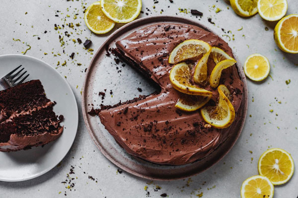 Lemon Cake with Chocolate Hazelnut frosting - Dani's Cookings