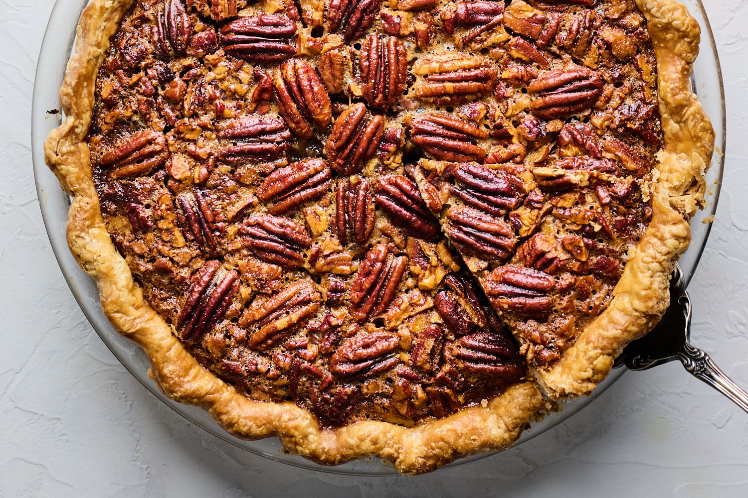 Classic Homemade Pecan Pie