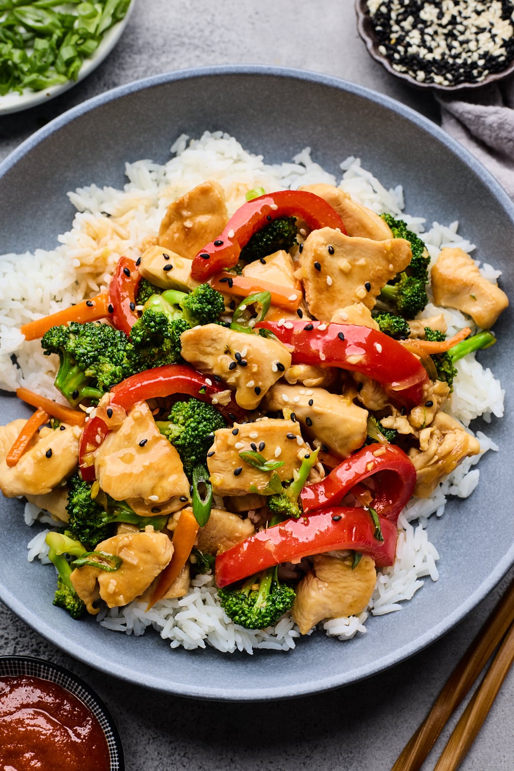 Chicken Stir Fry With Veggies on a bed of rice