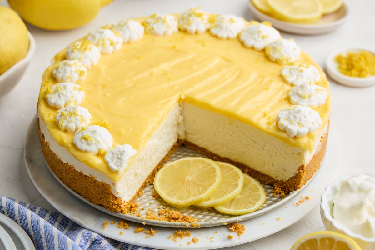 Easy No Bake Lemon Cheesecake