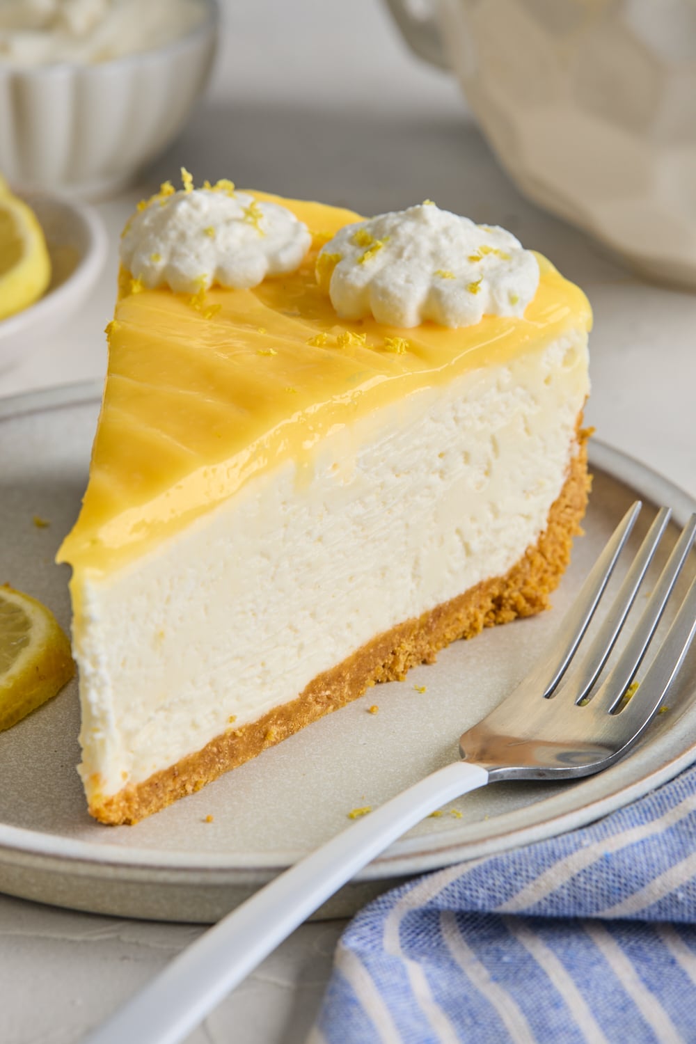 Easy No Bake Lemon Cheesecake