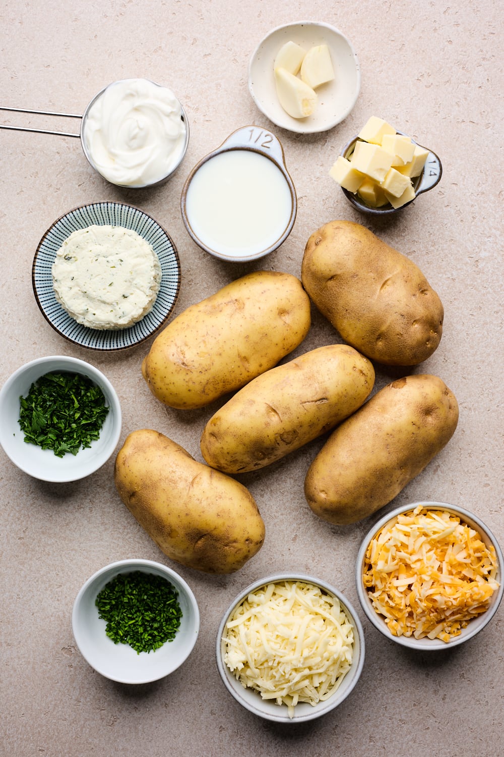 Baked Cheesy Mashed Potatoes