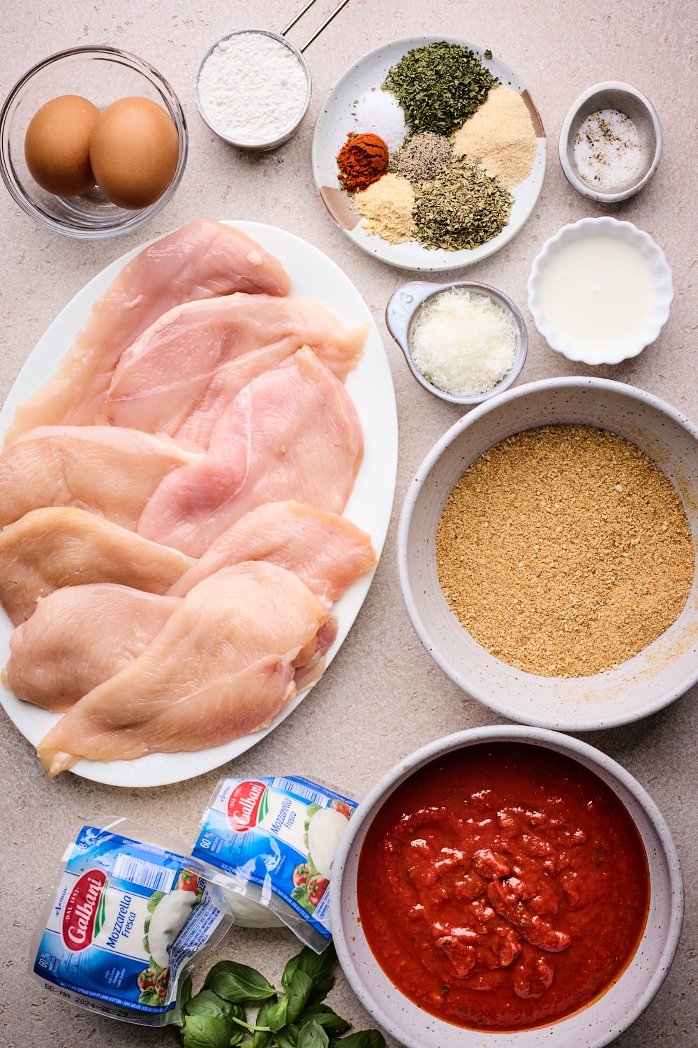 Easy Baked Sheet Pan Chicken Parmesan