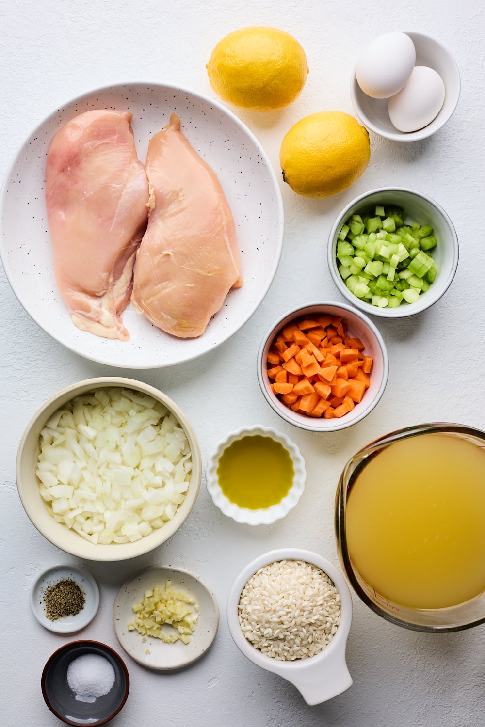 Quick Greek Lemon Chicken Soup (Avgolemono)