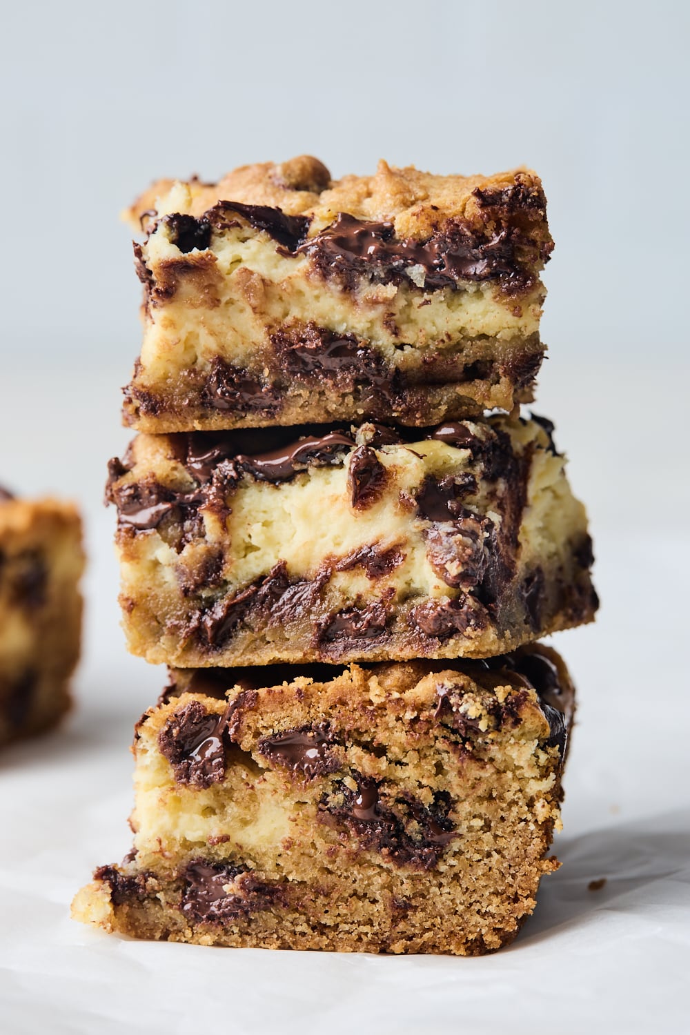 Chocolate Chip Cookie Cheesecake Bars